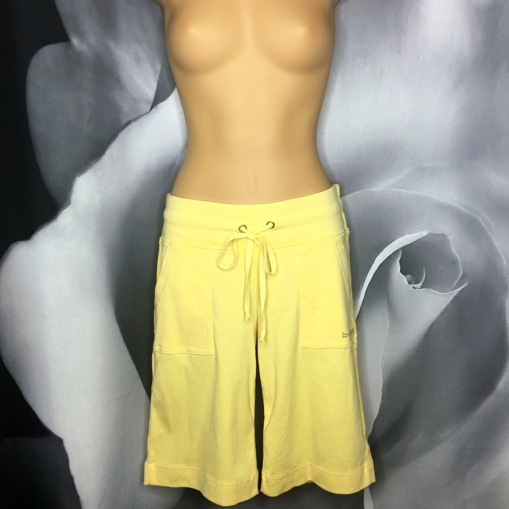 NWT Bebe Flare Capris Shorts